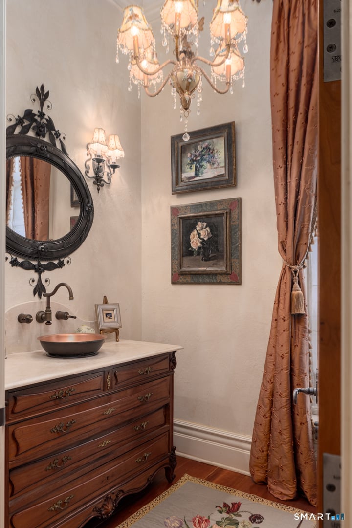 7 Equestrian Ridge Road Photo 9