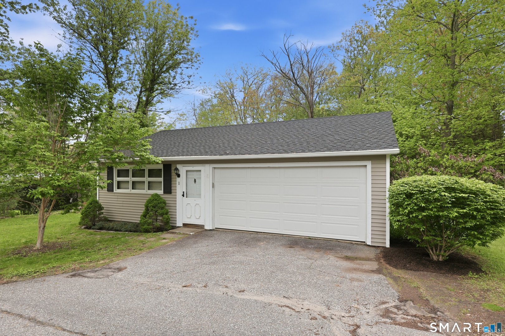 66 Catlin Road Photo 7