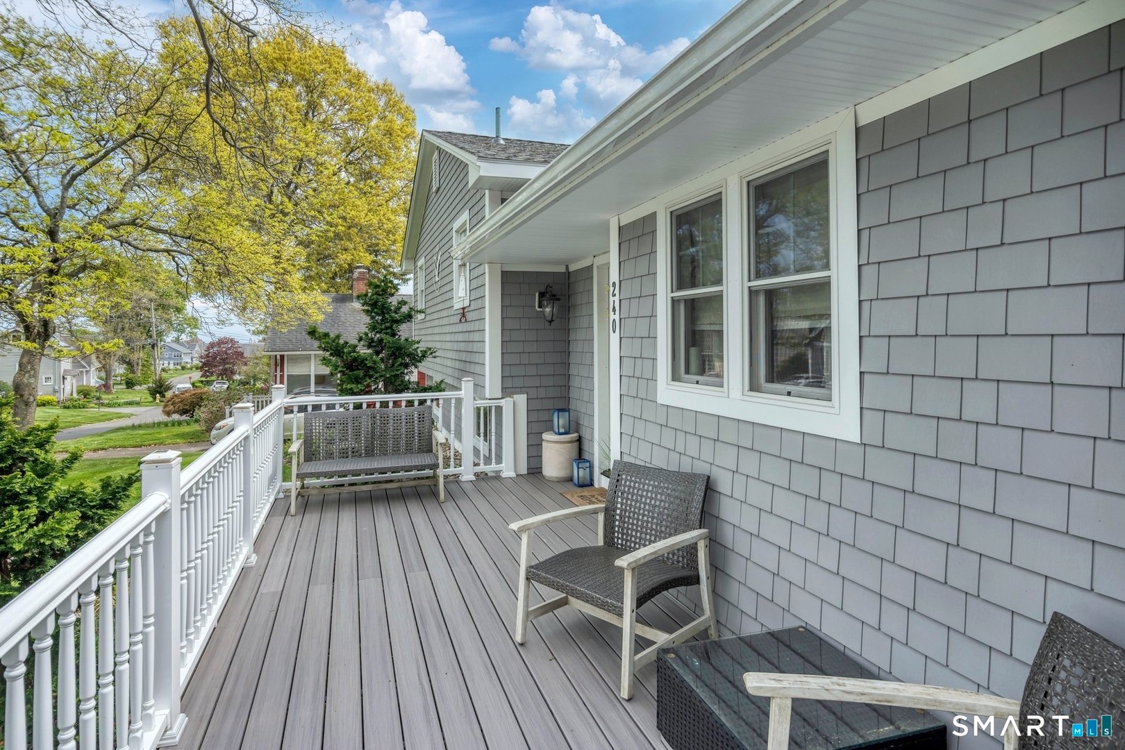 240 Third Avenue Photo 4