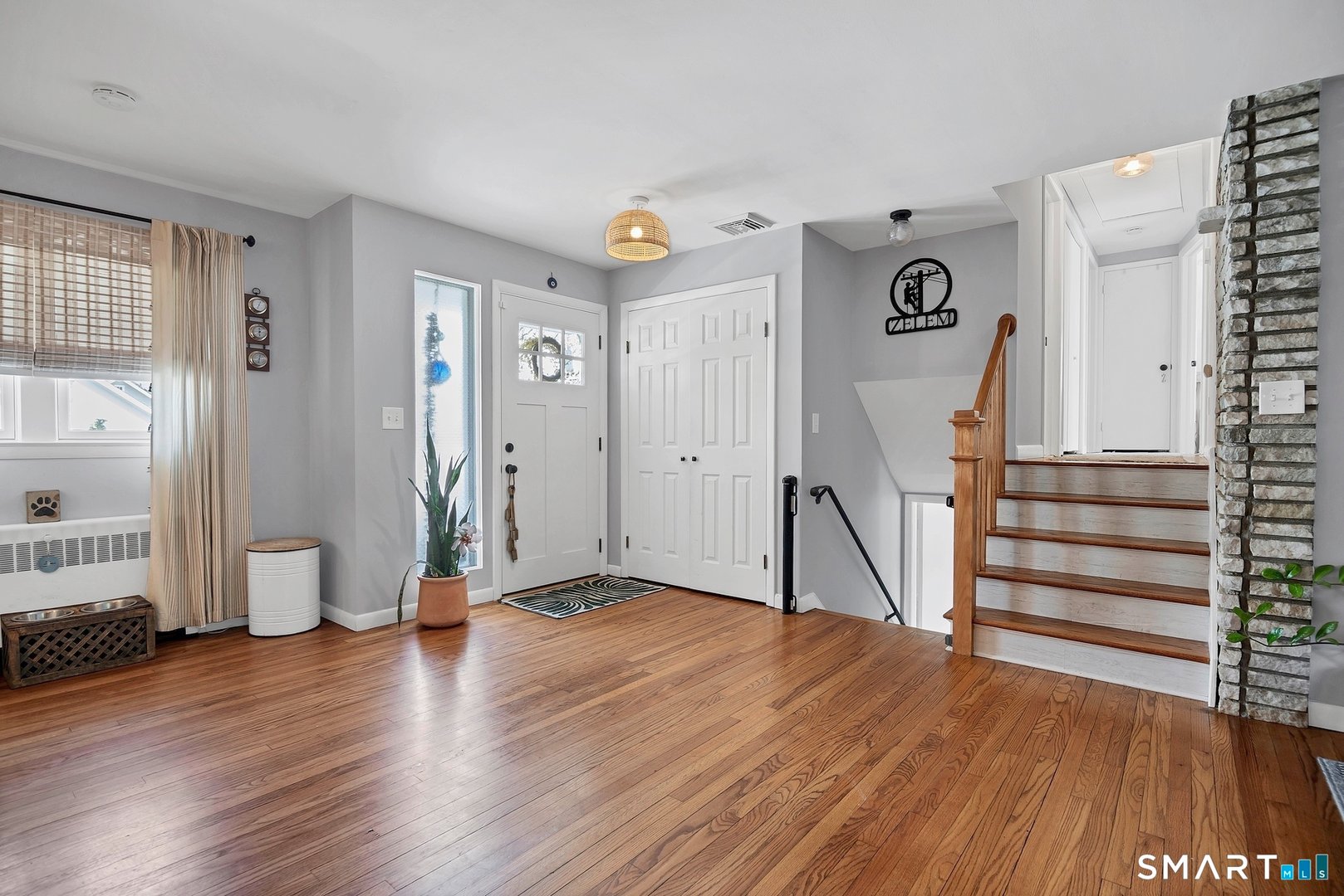 240 Third Avenue Photo 11