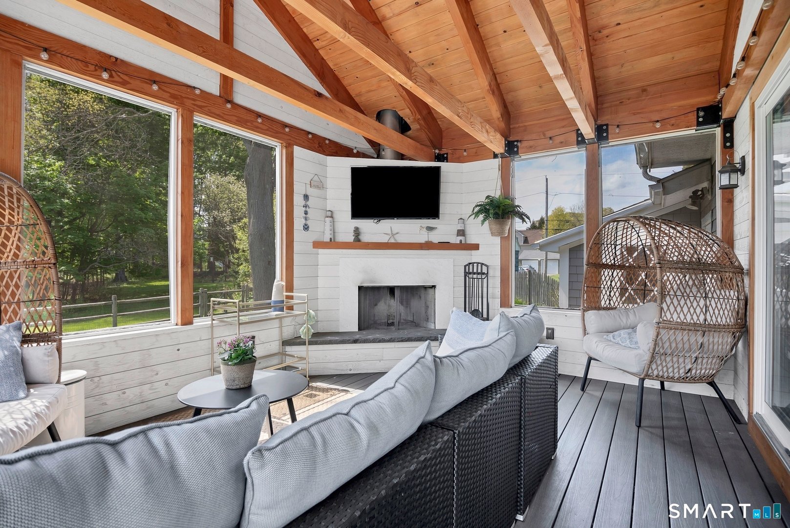 240 Third Avenue Photo 16