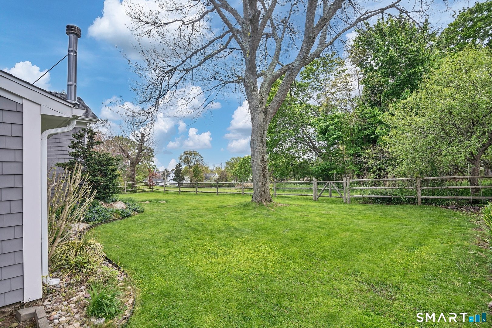 240 Third Avenue Photo 32