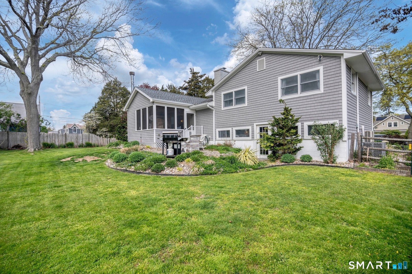 240 Third Avenue Photo 33