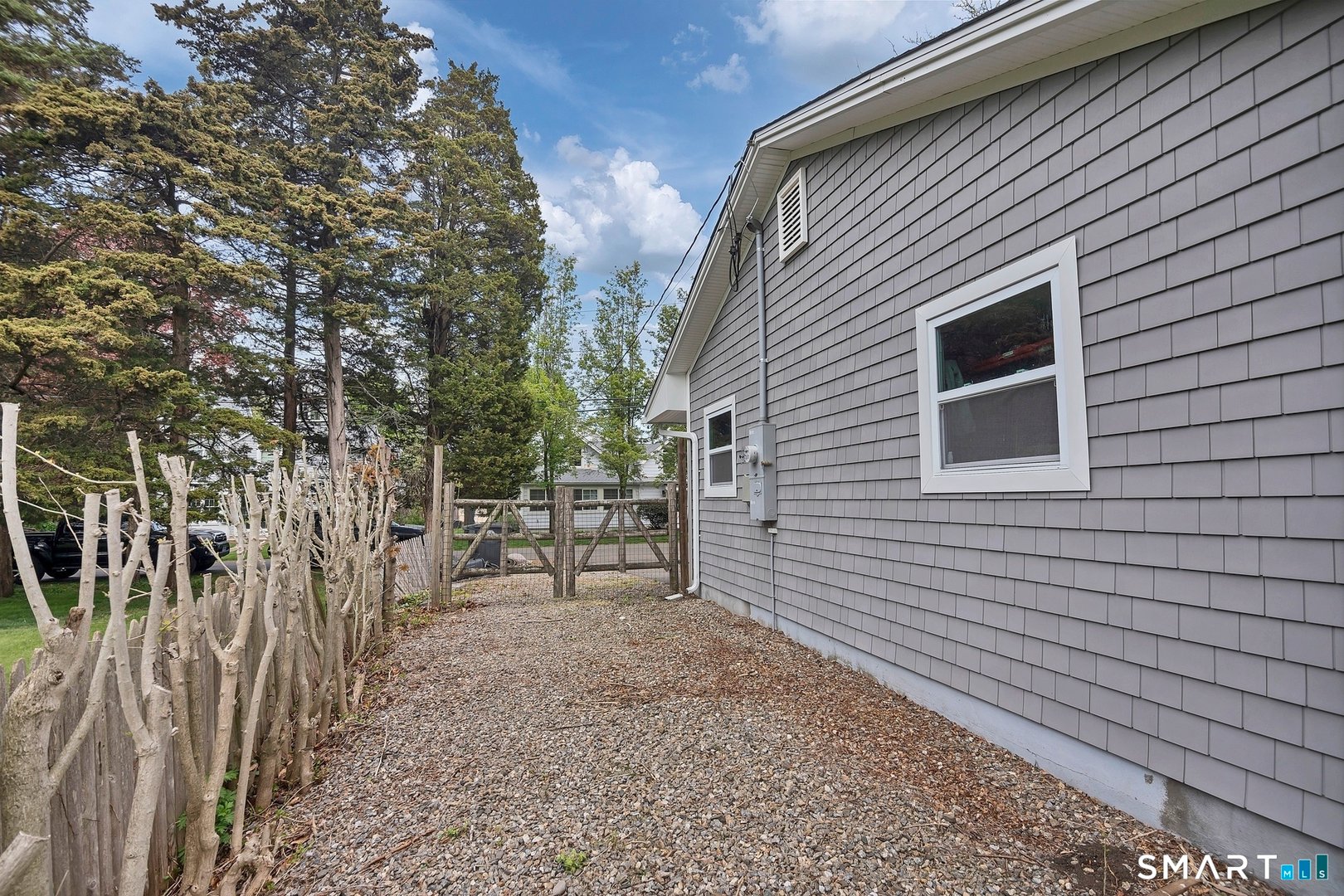 240 Third Avenue Photo 35
