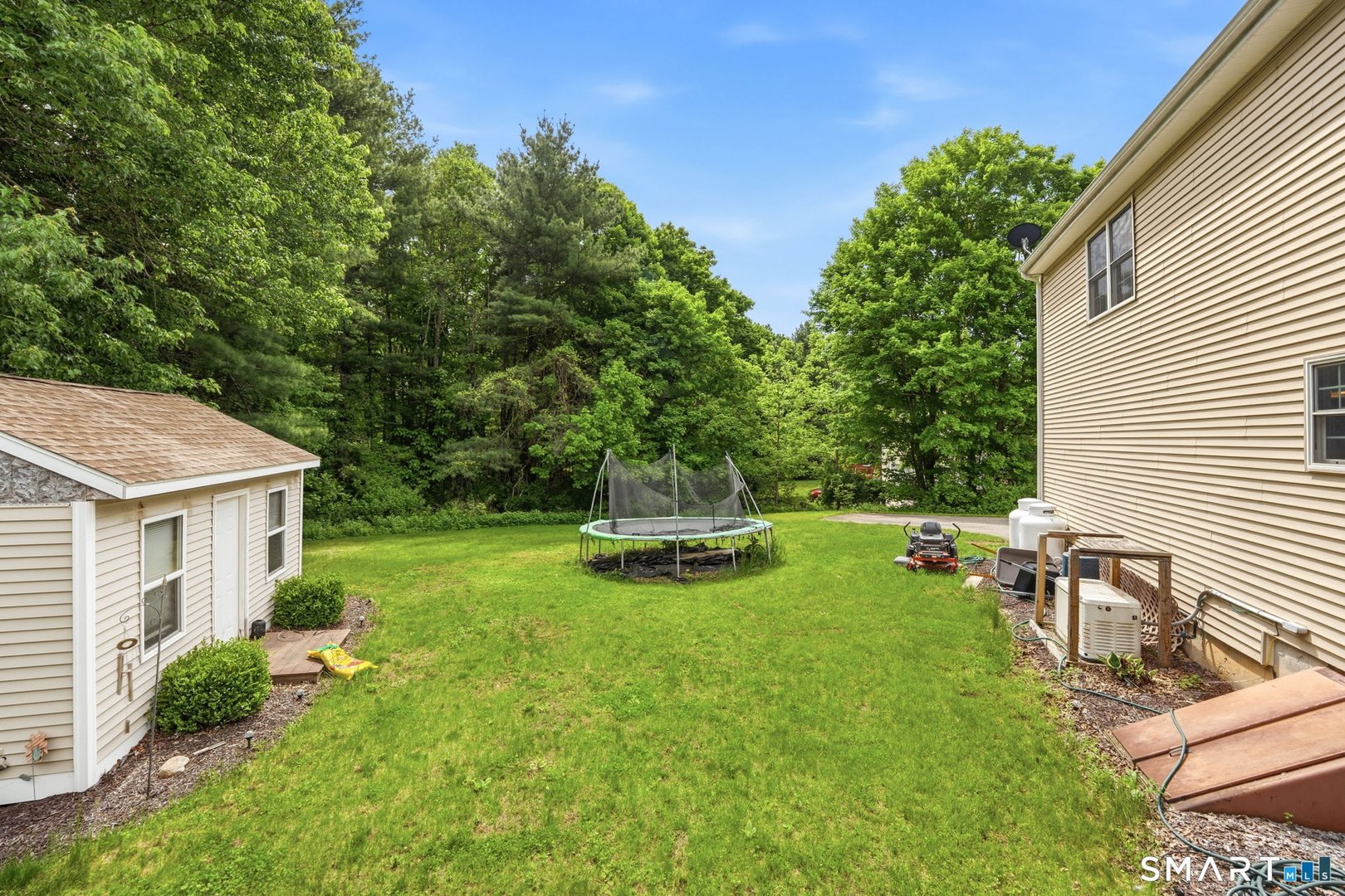 624 Hartford Road Photo 2