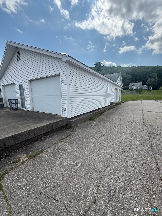 924 Route 32 Photo 3