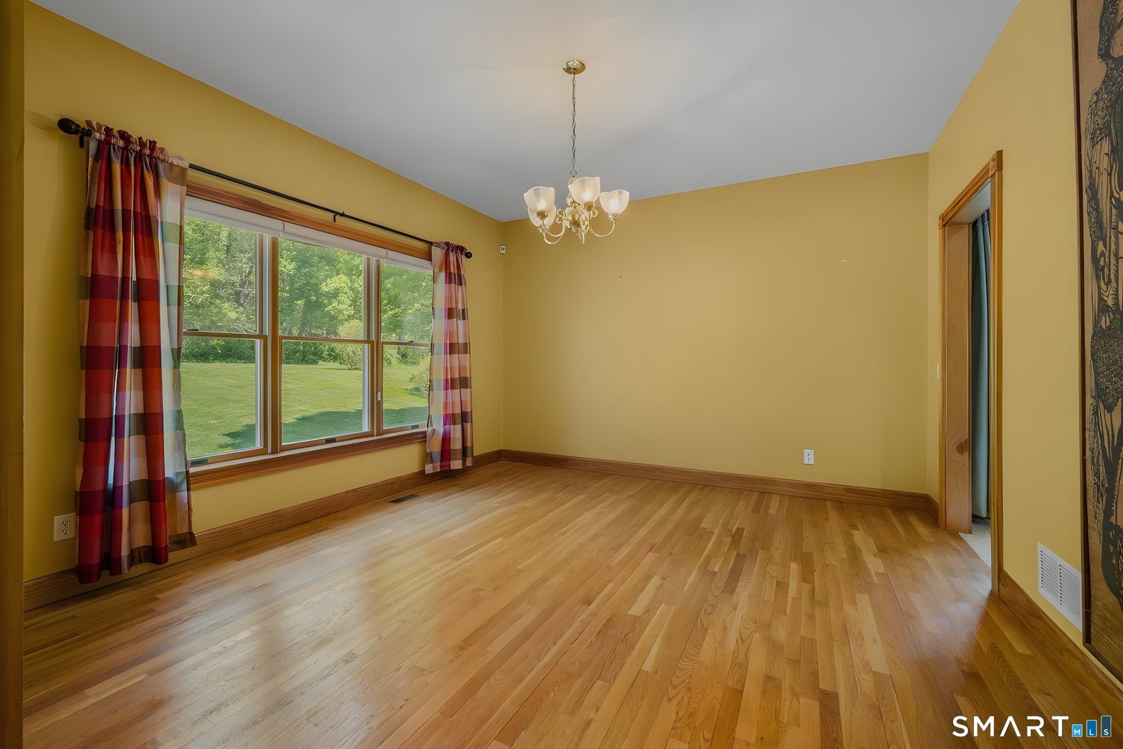 50 Emerald Glen Lane Photo 9