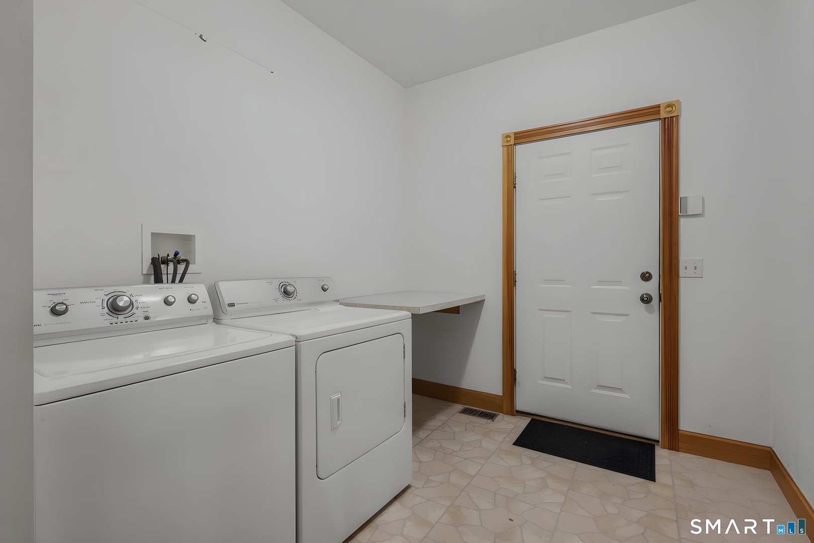 50 Emerald Glen Lane Photo 16