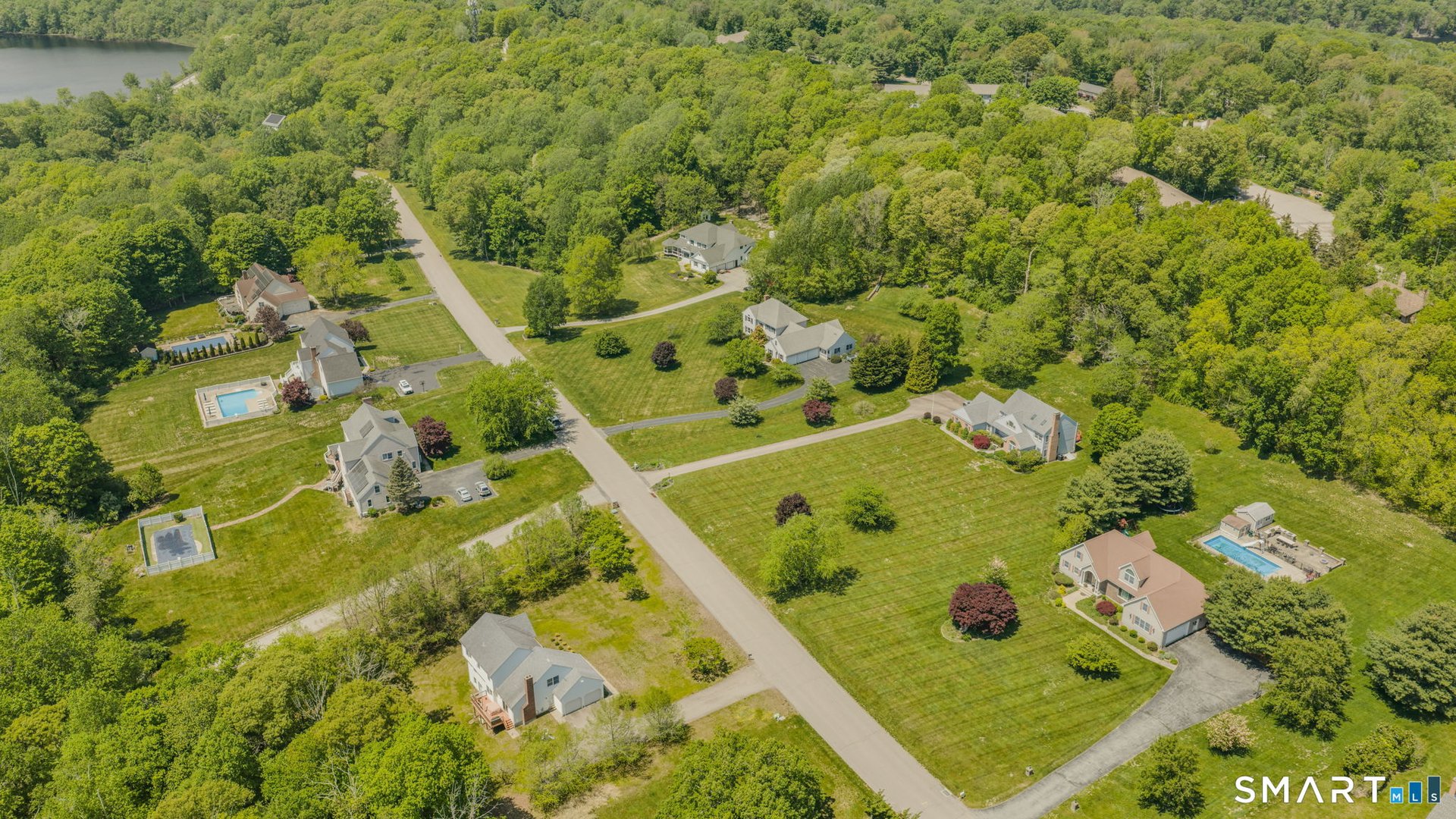 50 Emerald Glen Lane Photo 40