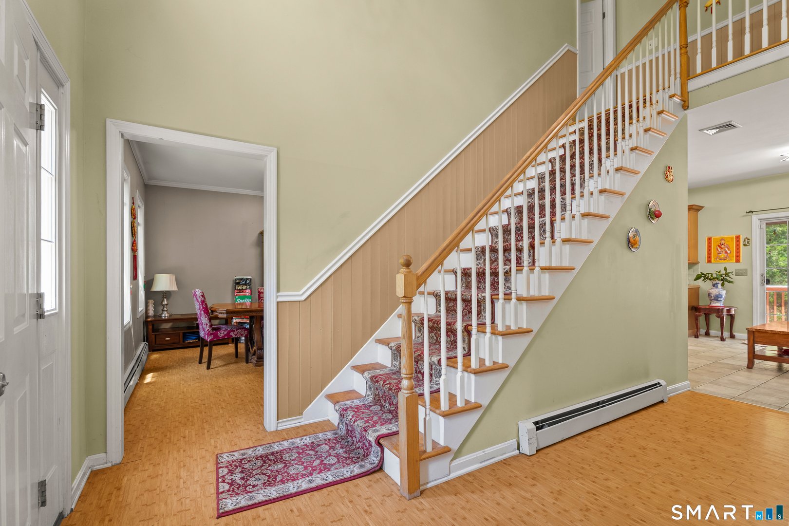 52 Middle Road Photo 6