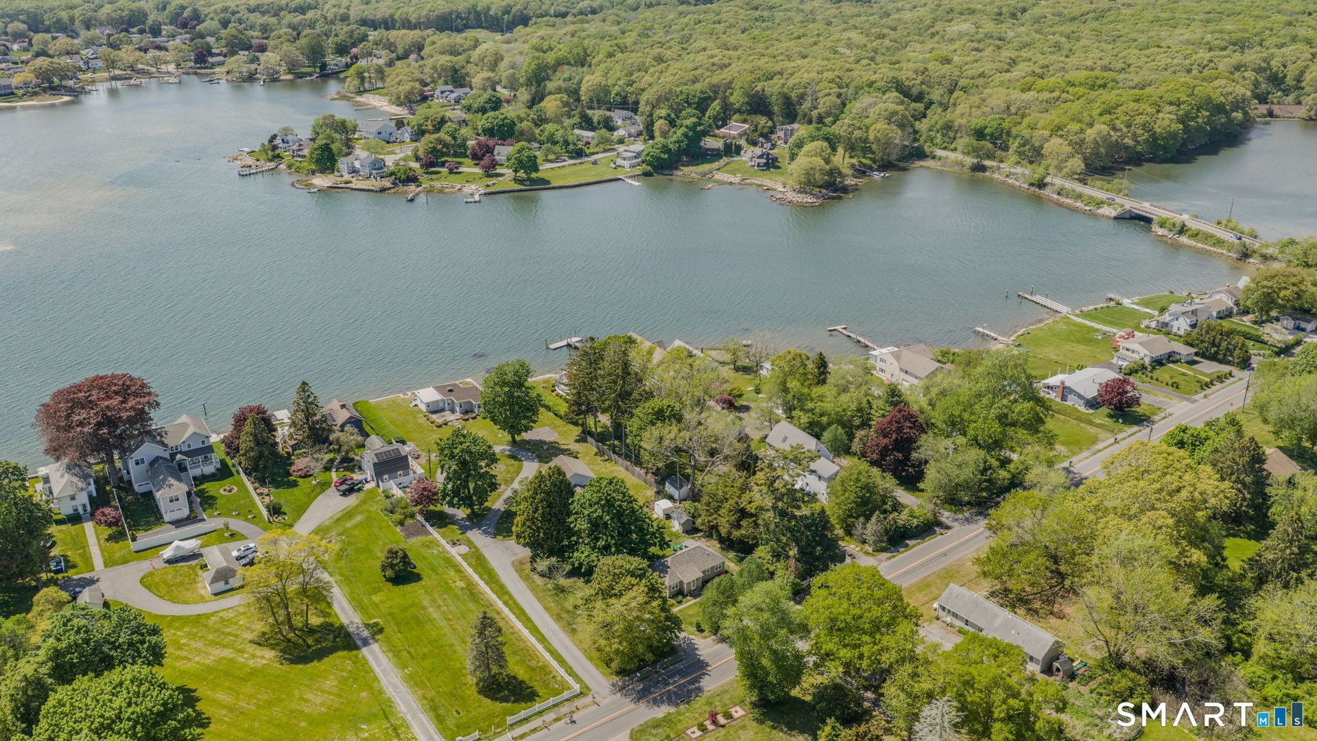 210 Shore Road Photo 12