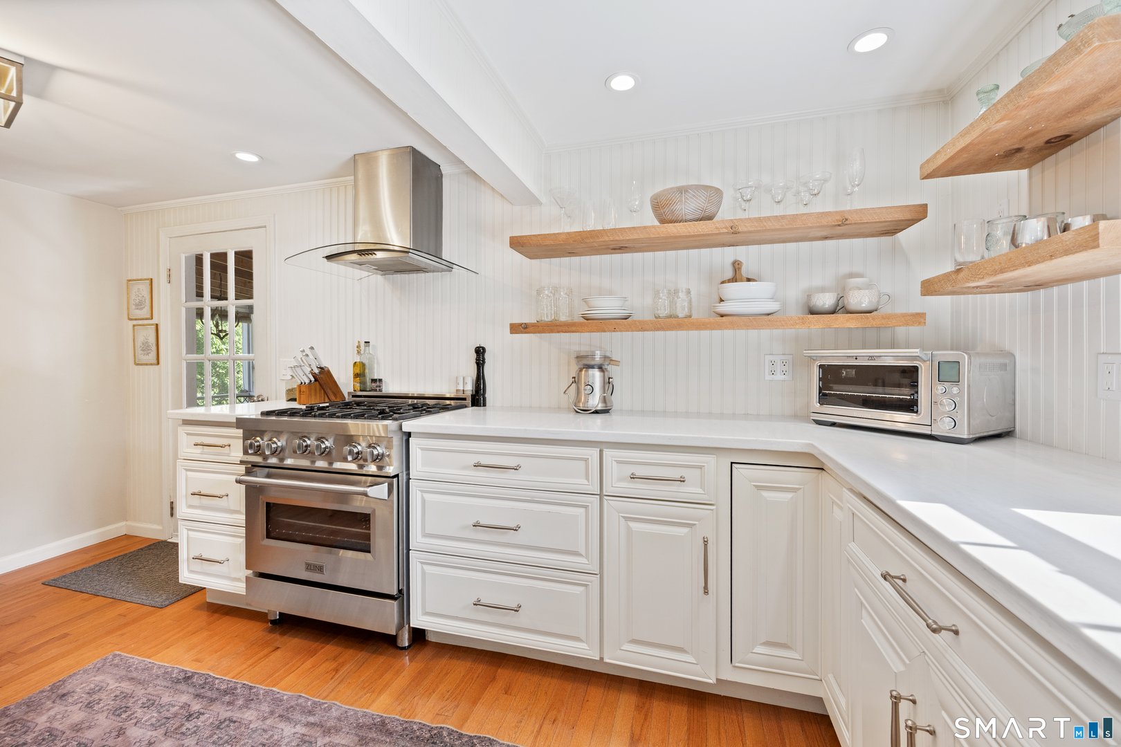 18 Willow Lane Photo 12