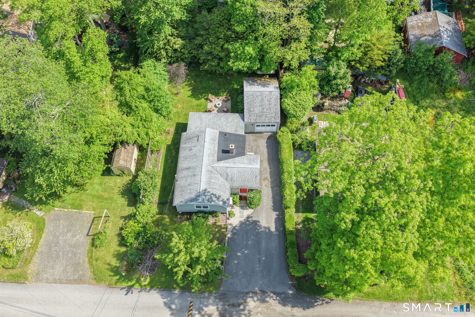 18 Willow Lane Photo 33