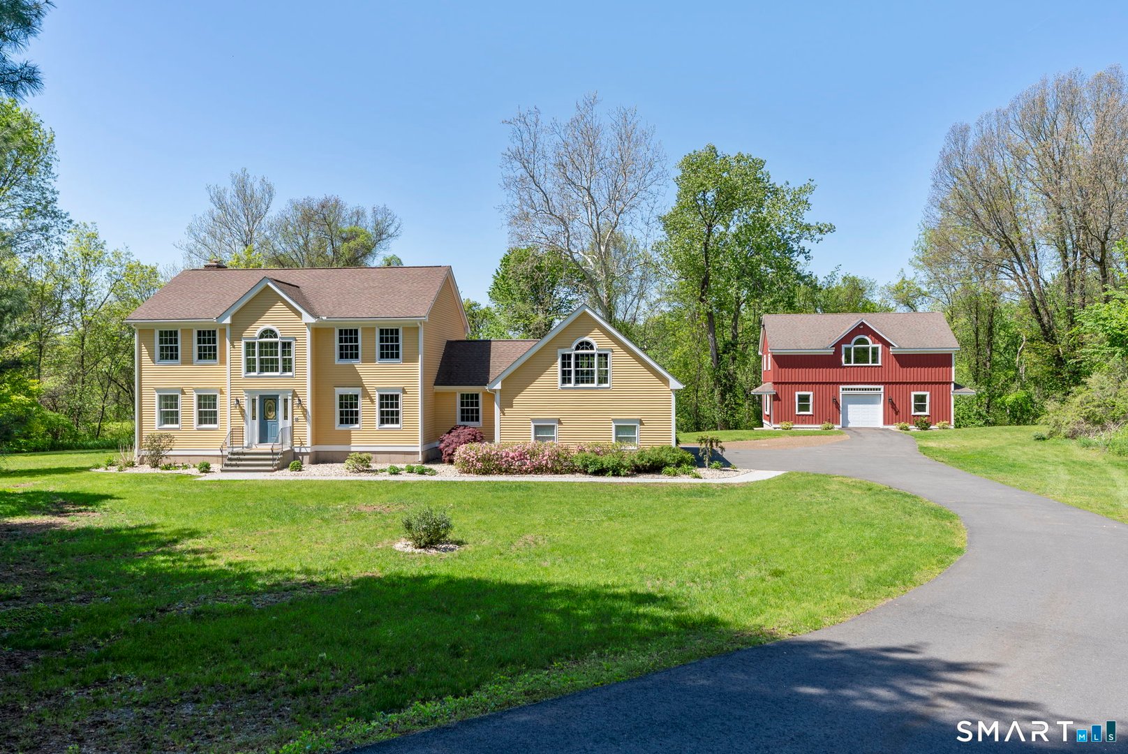 555 Waterville Road Photo 1