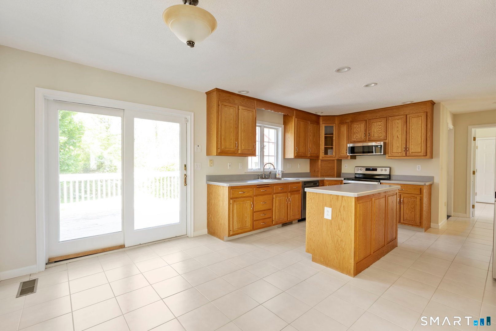 555 Waterville Road Photo 26