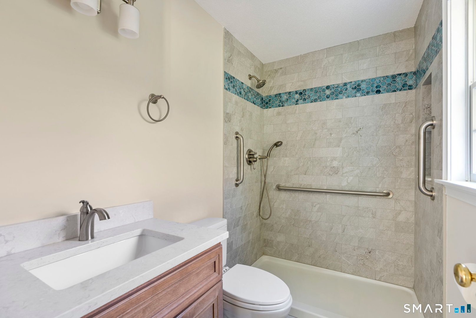 555 Waterville Road Photo 27