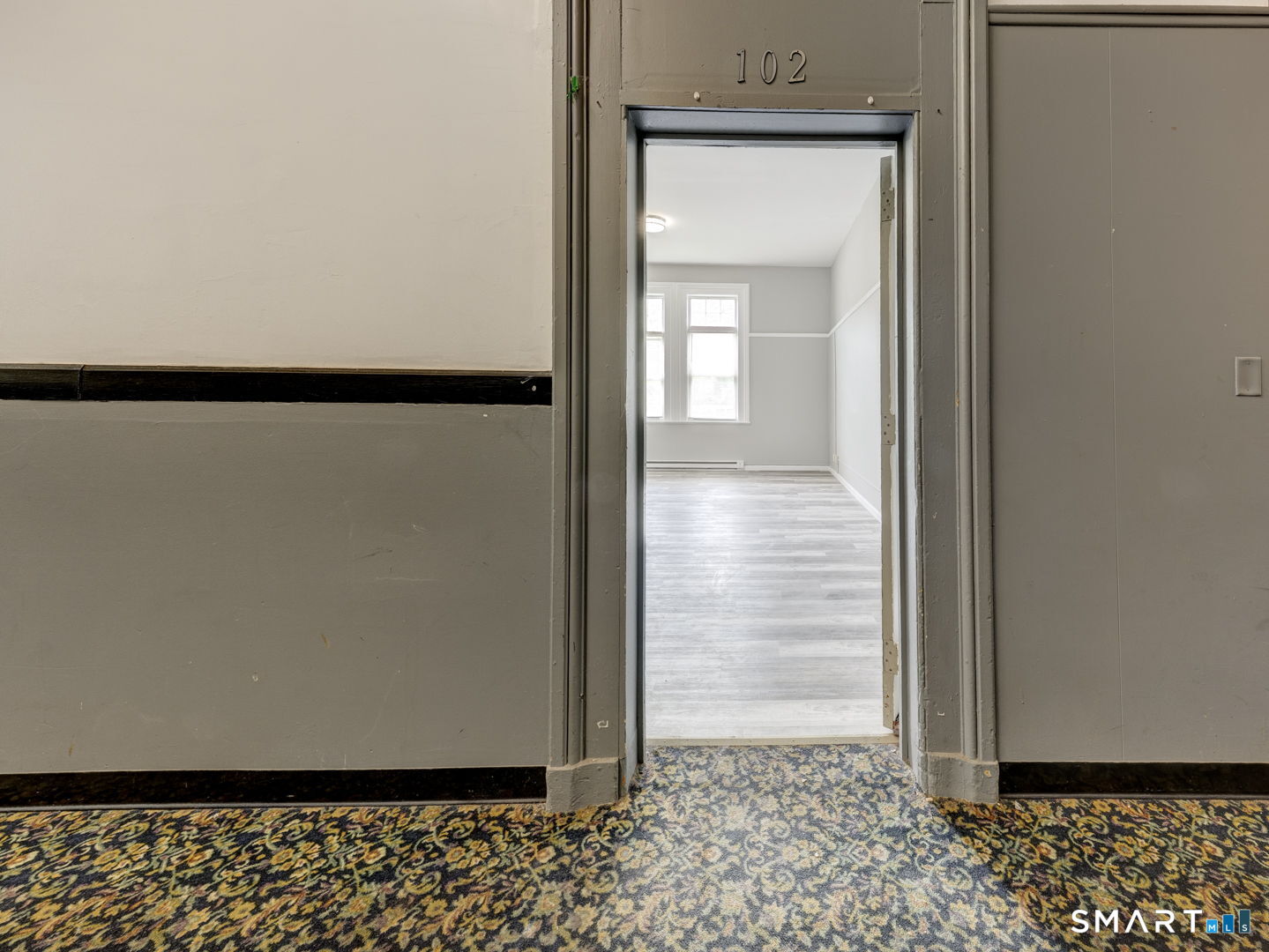 111 Franklin Square  #102 Photo 16