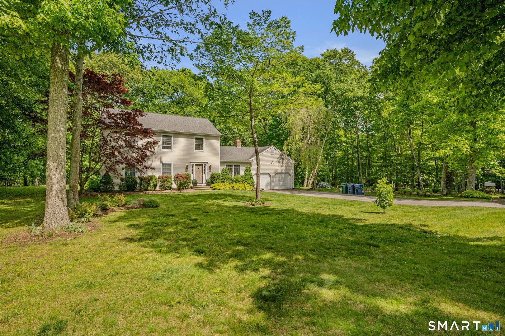 10 Whitman Lane Photo 4