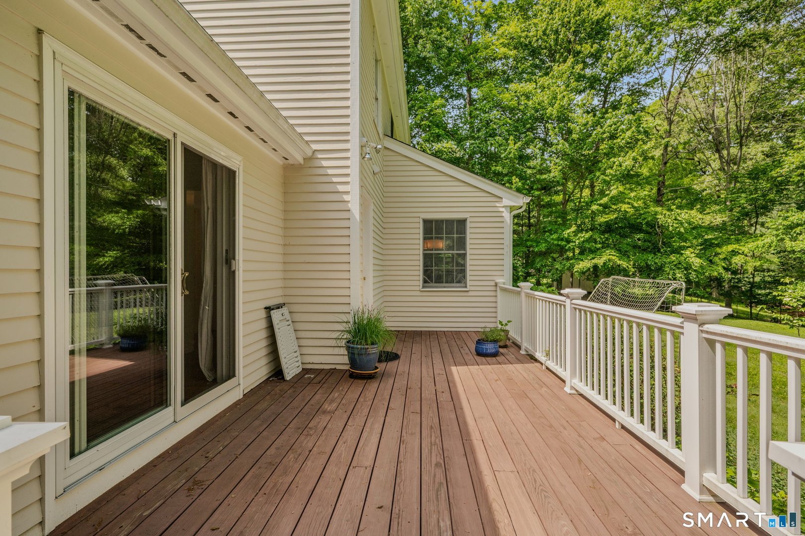 10 Whitman Lane Photo 7