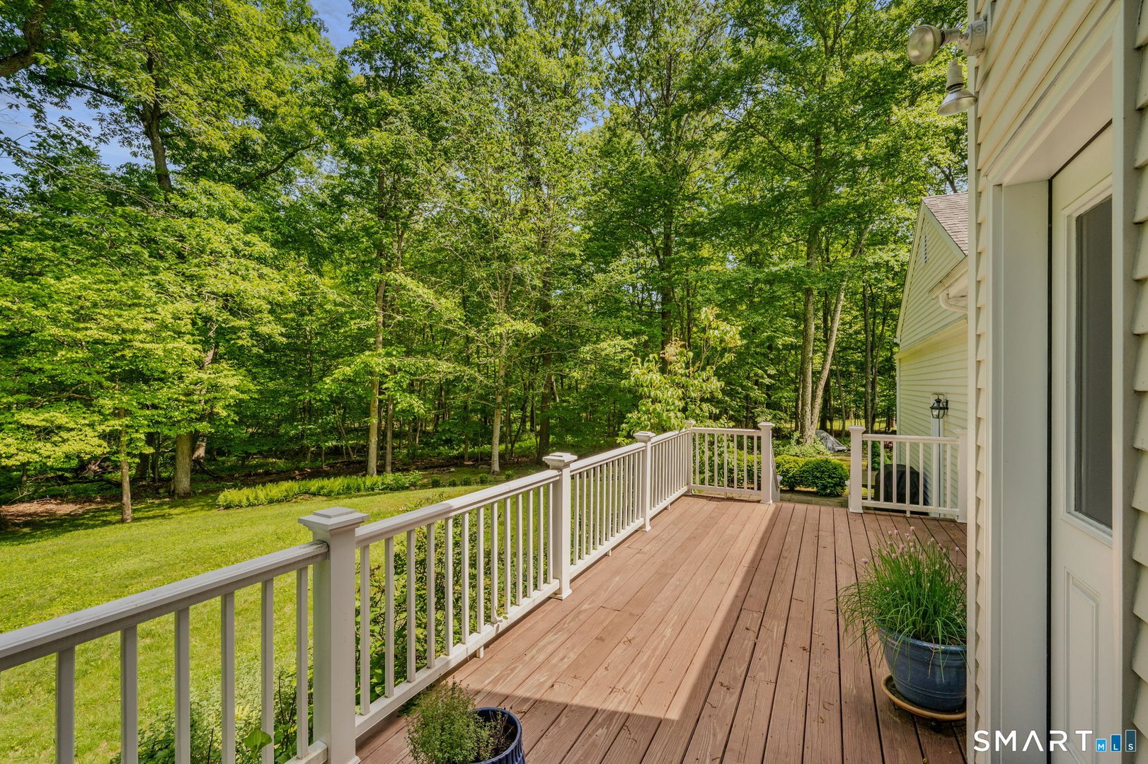 10 Whitman Lane Photo 8