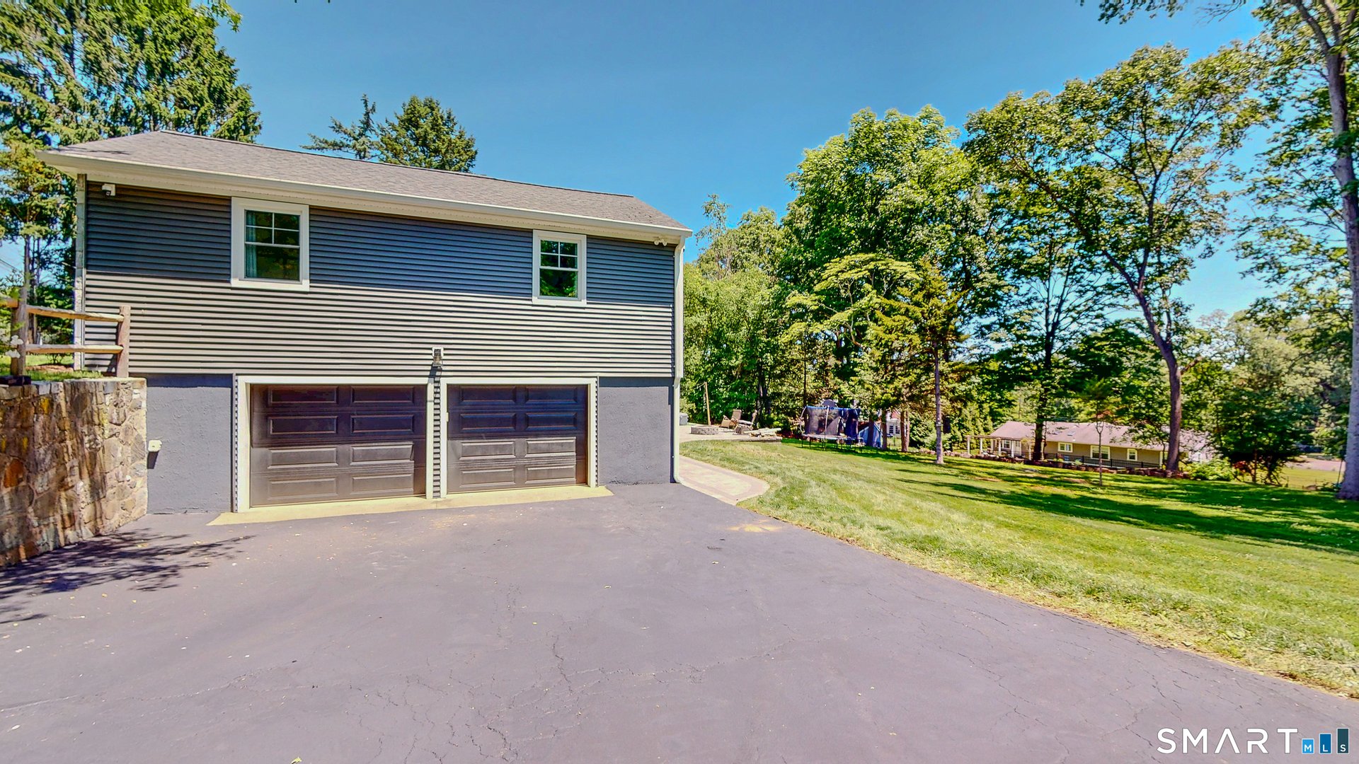 473 Summit Drive Photo 6