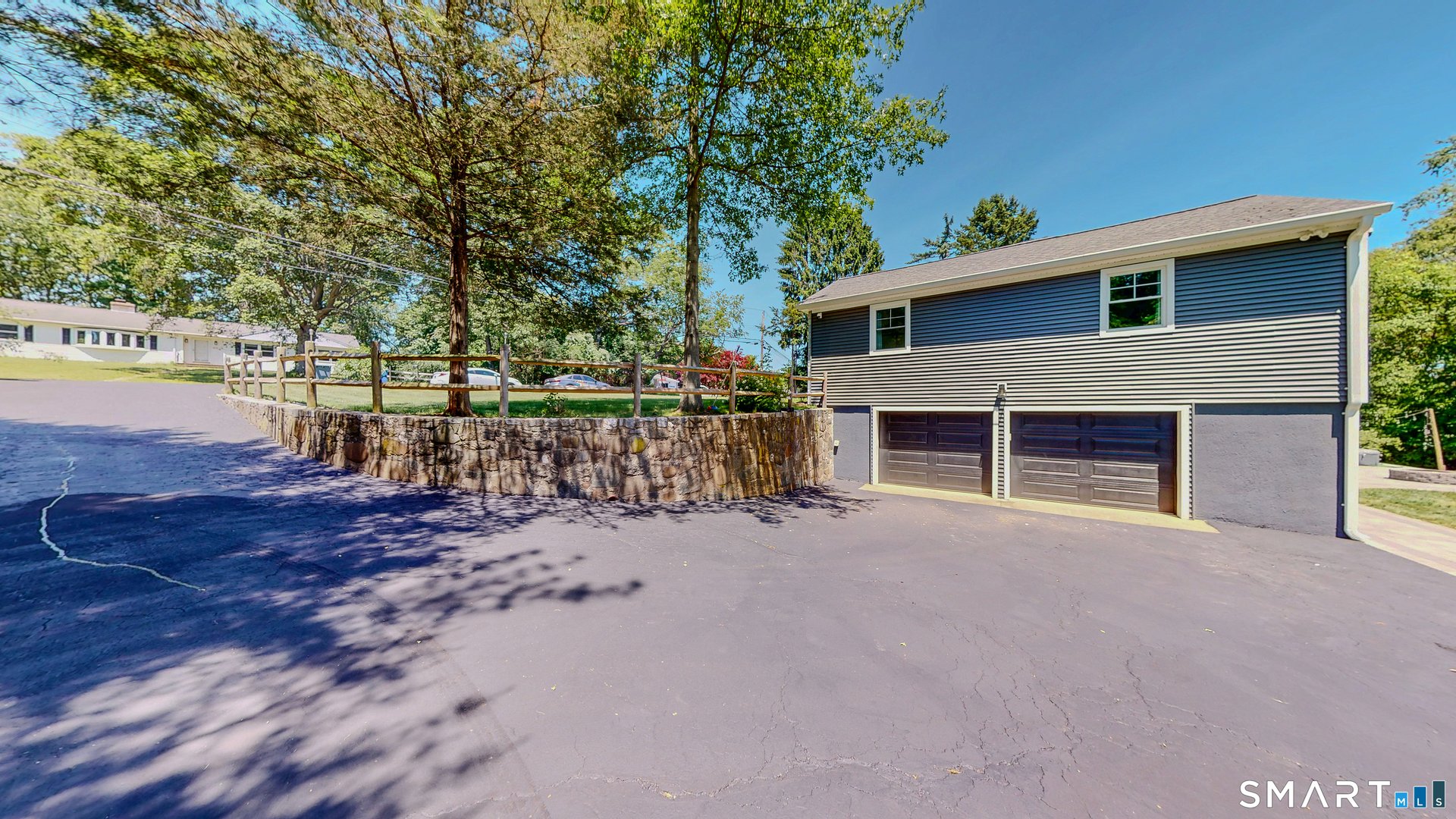 473 Summit Drive Photo 7