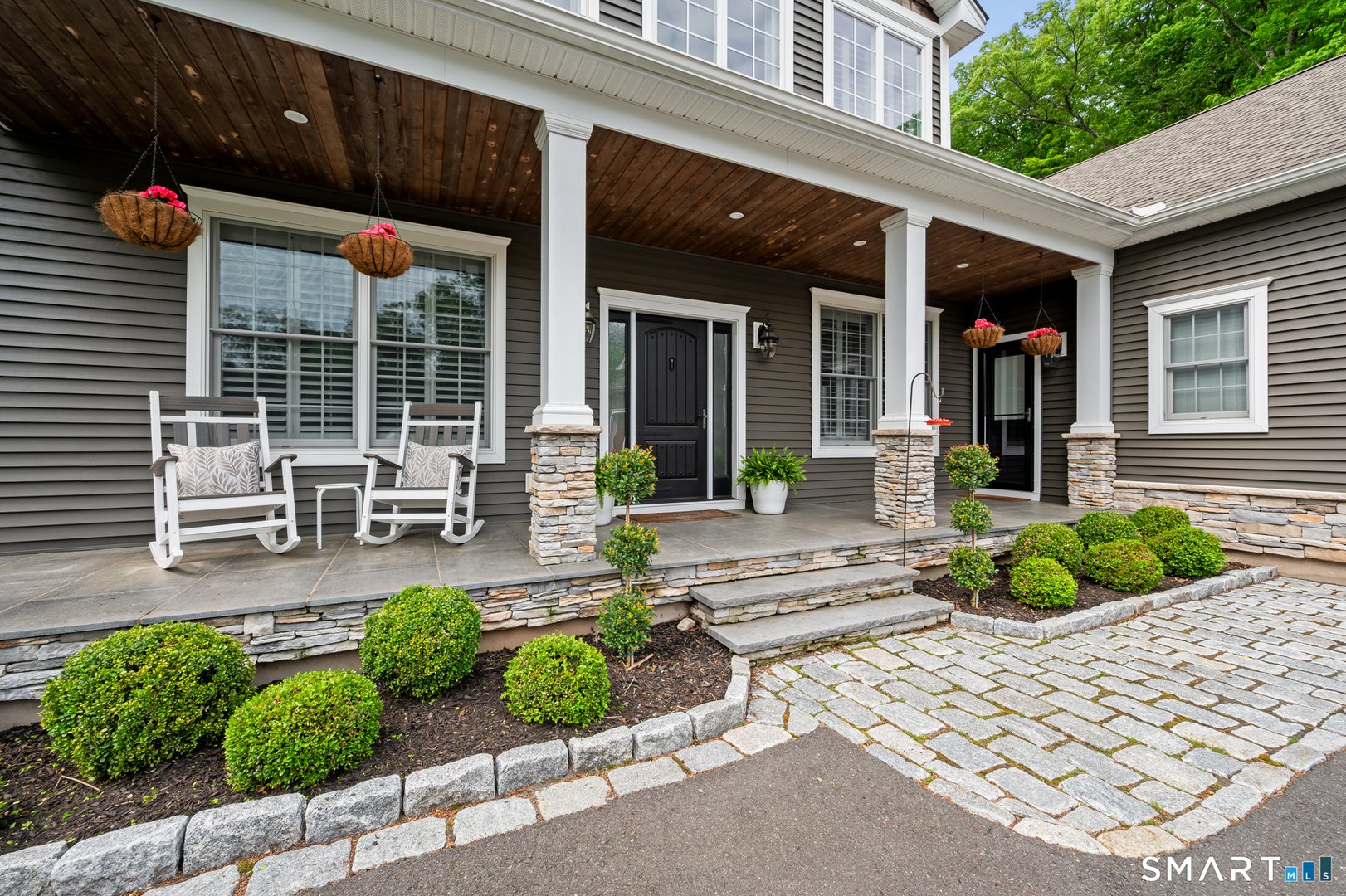 135 Stone Road Photo 2