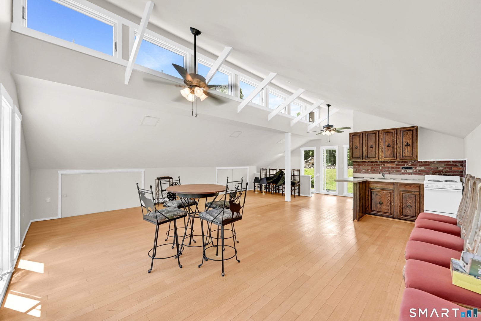 119 Judge Lane Photo 33