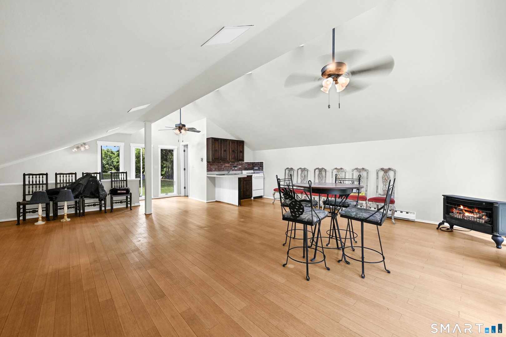 119 Judge Lane Photo 34