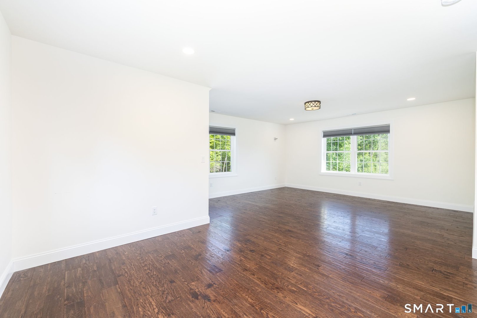 86 Winchester Road Photo 17
