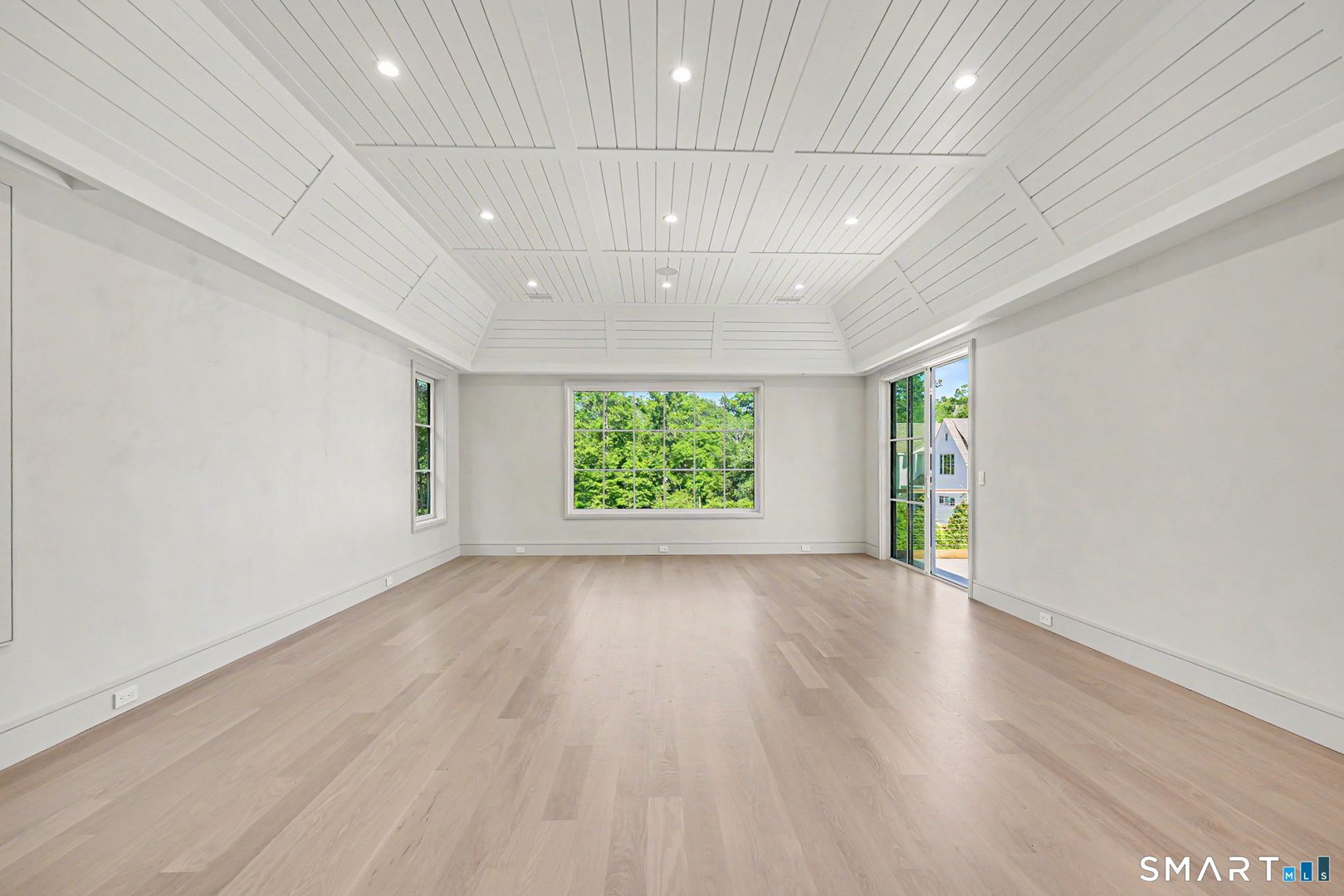 175 Brookside Road Photo 13