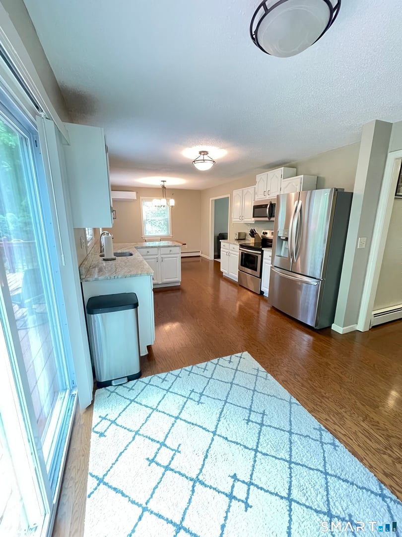 129 Sullivan Road Photo 9