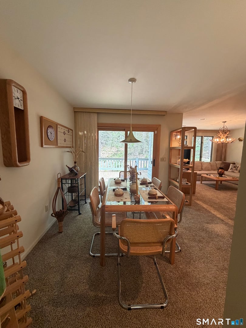 476 Evergreen Road Photo 4