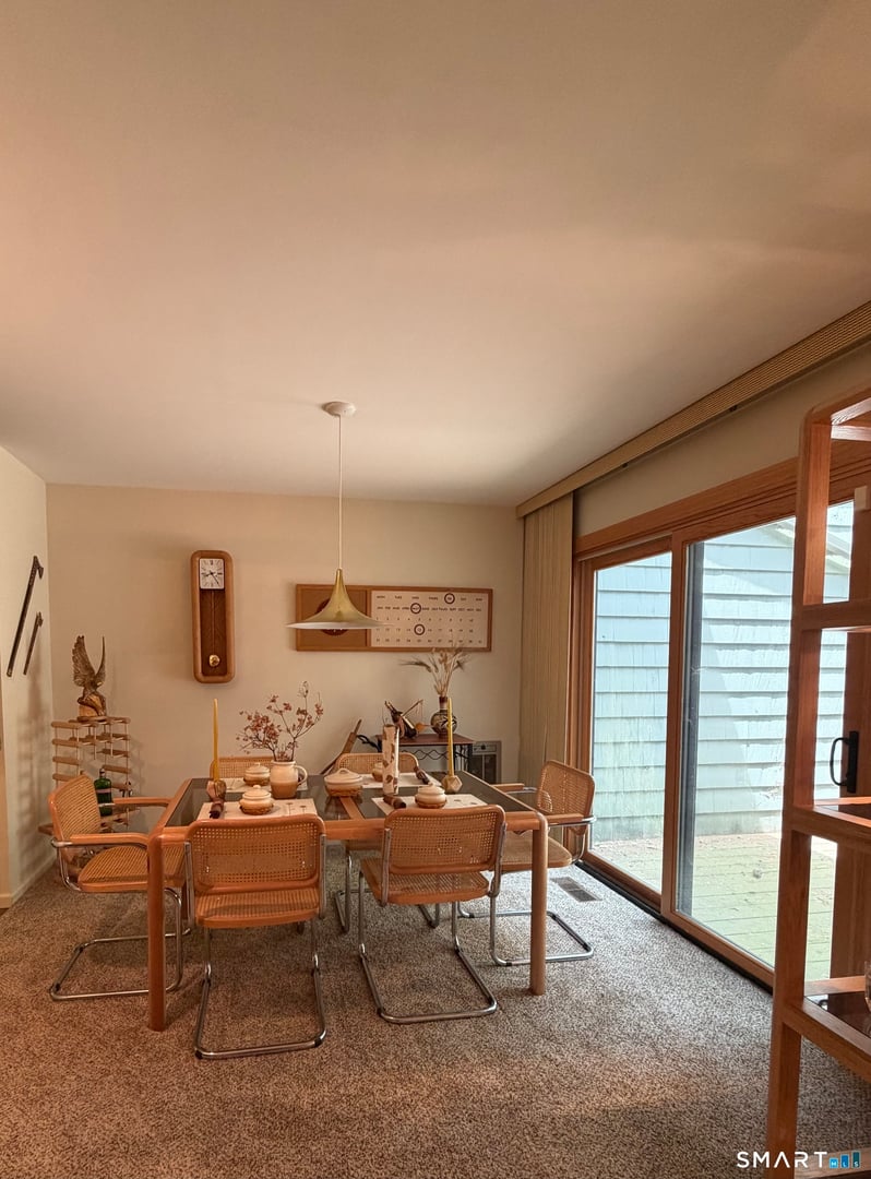476 Evergreen Road Photo 5