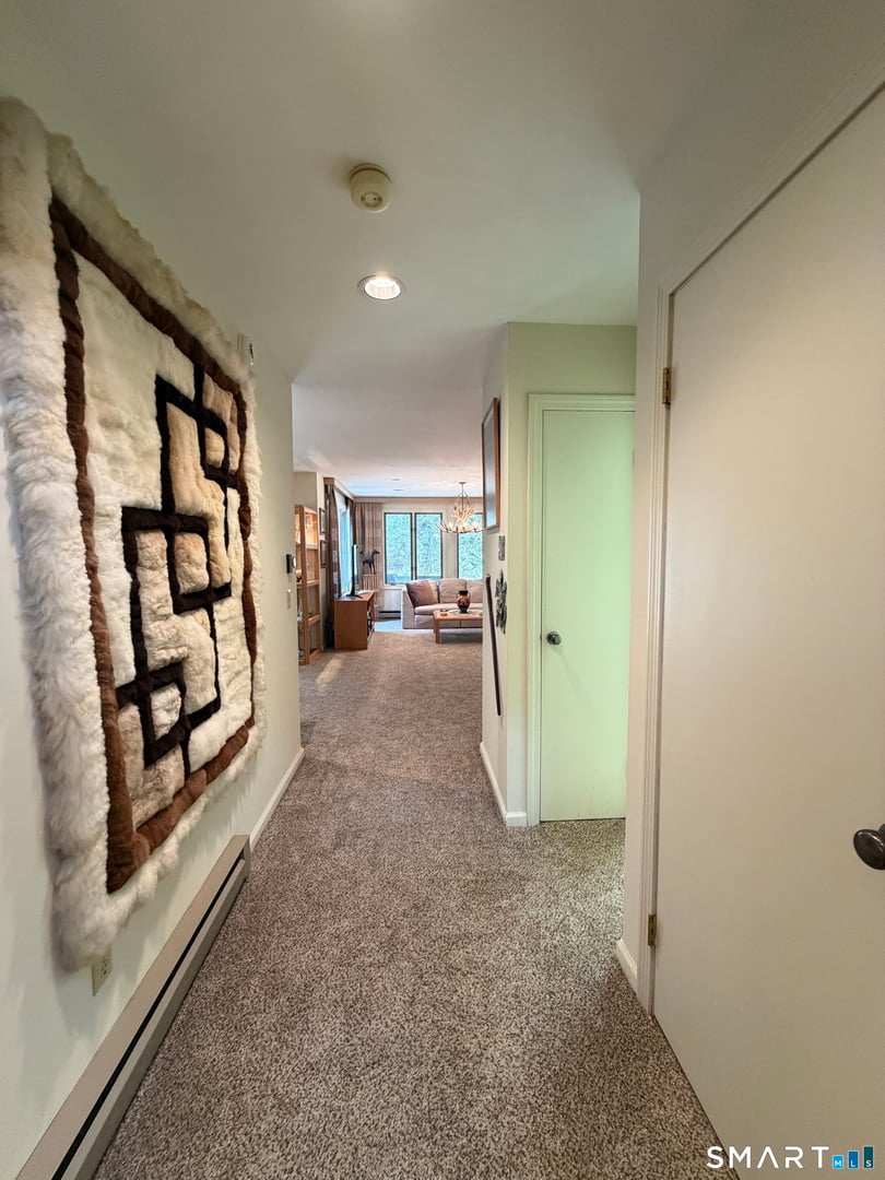 476 Evergreen Road Photo 8