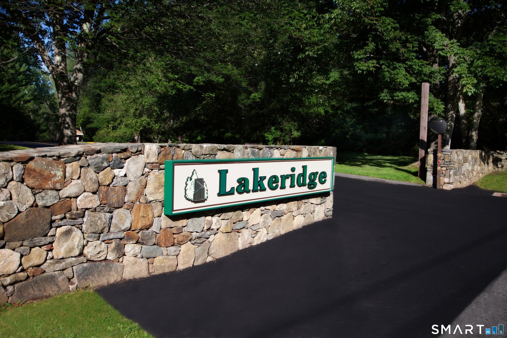476 Evergreen Road Photo 21