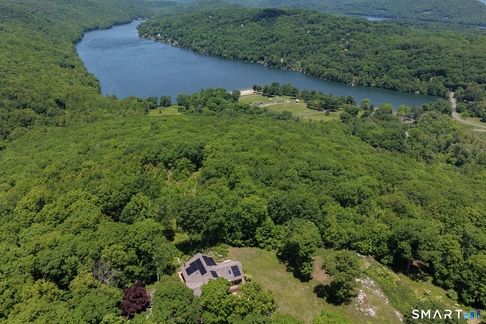 162 Shortwoods Road Photo 5