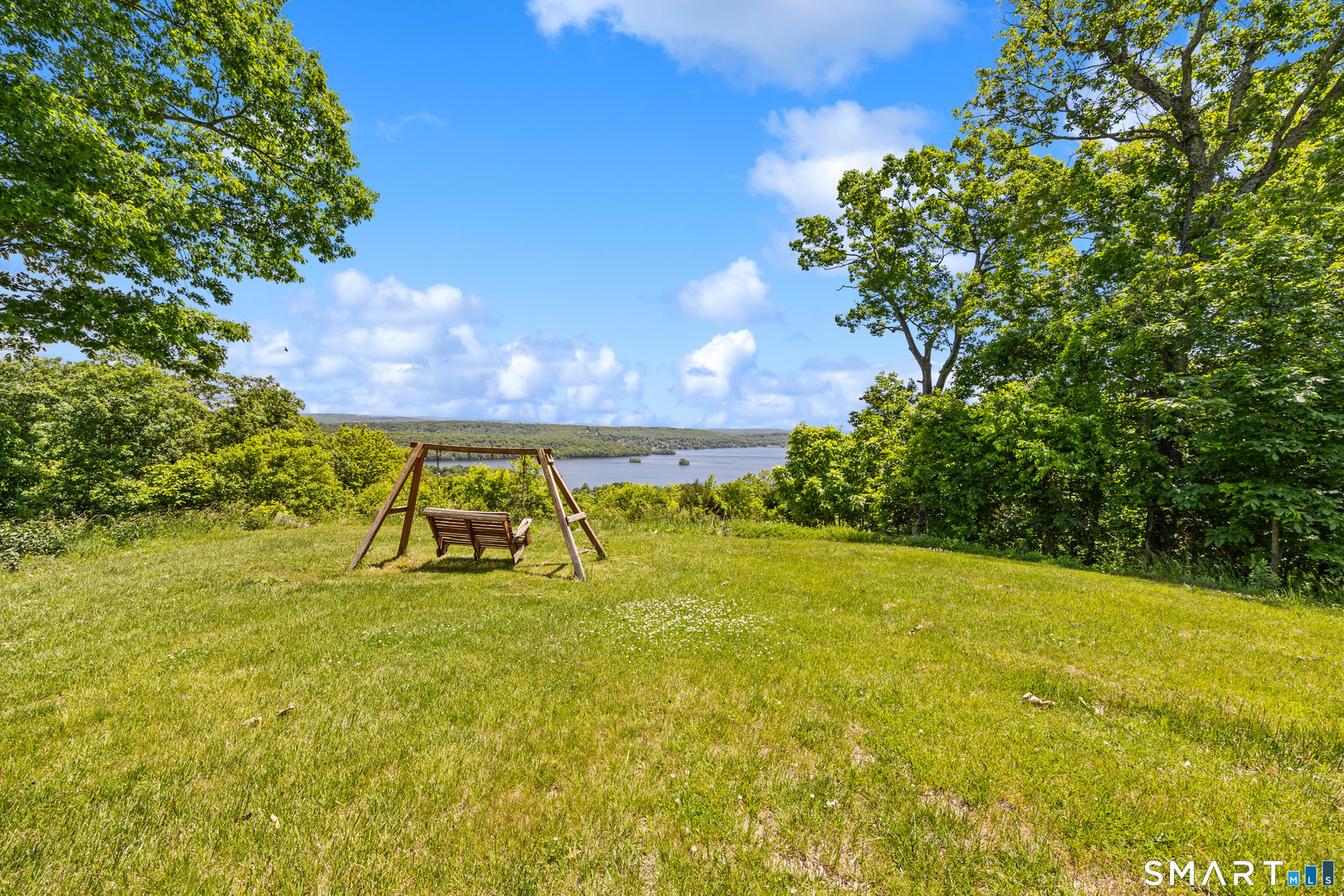 162 Shortwoods Road Photo 7