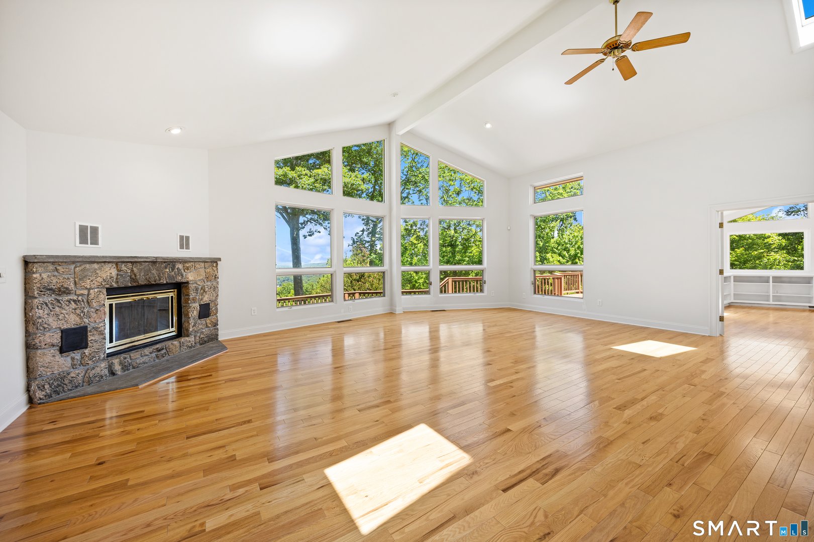 162 Shortwoods Road Photo 8