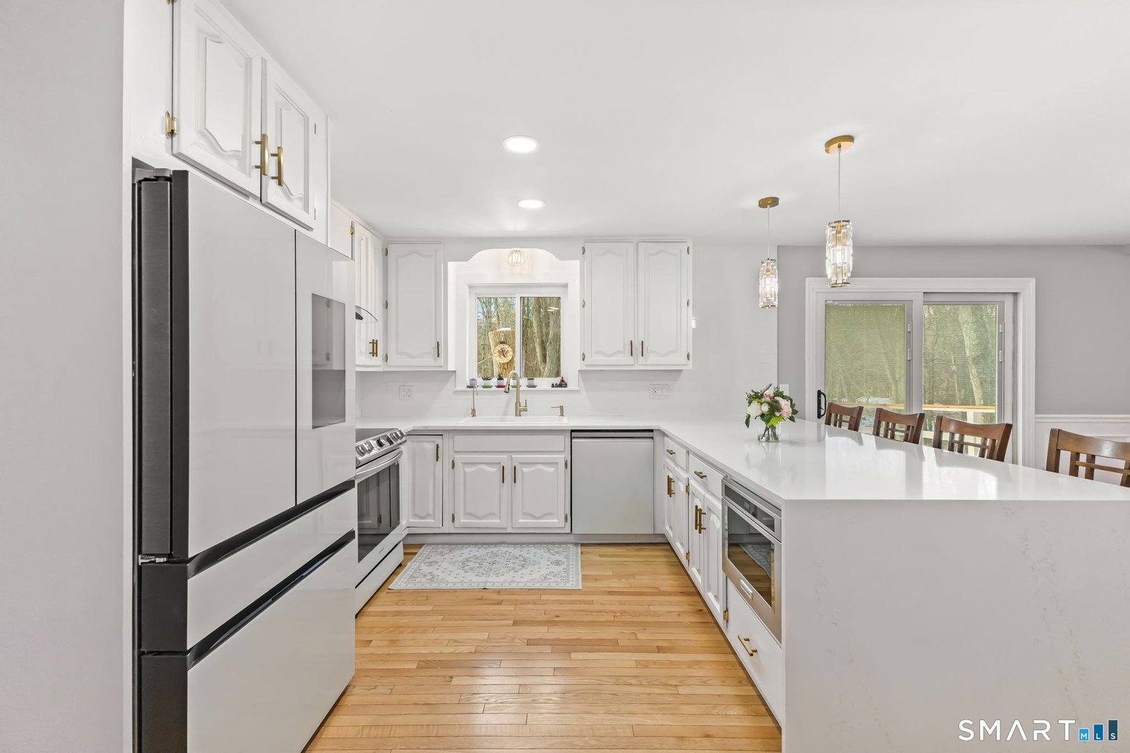 299 Redding Road Photo 8