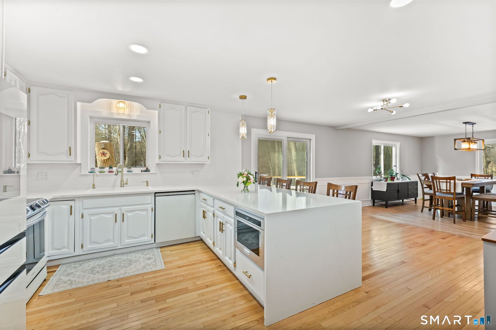 299 Redding Road Photo 9