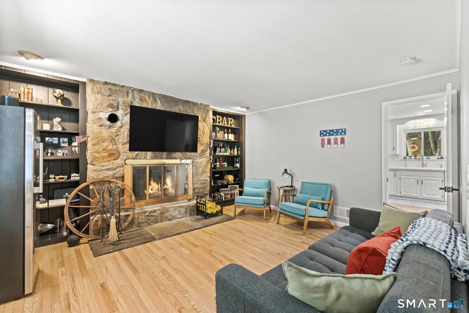 299 Redding Road Photo 11