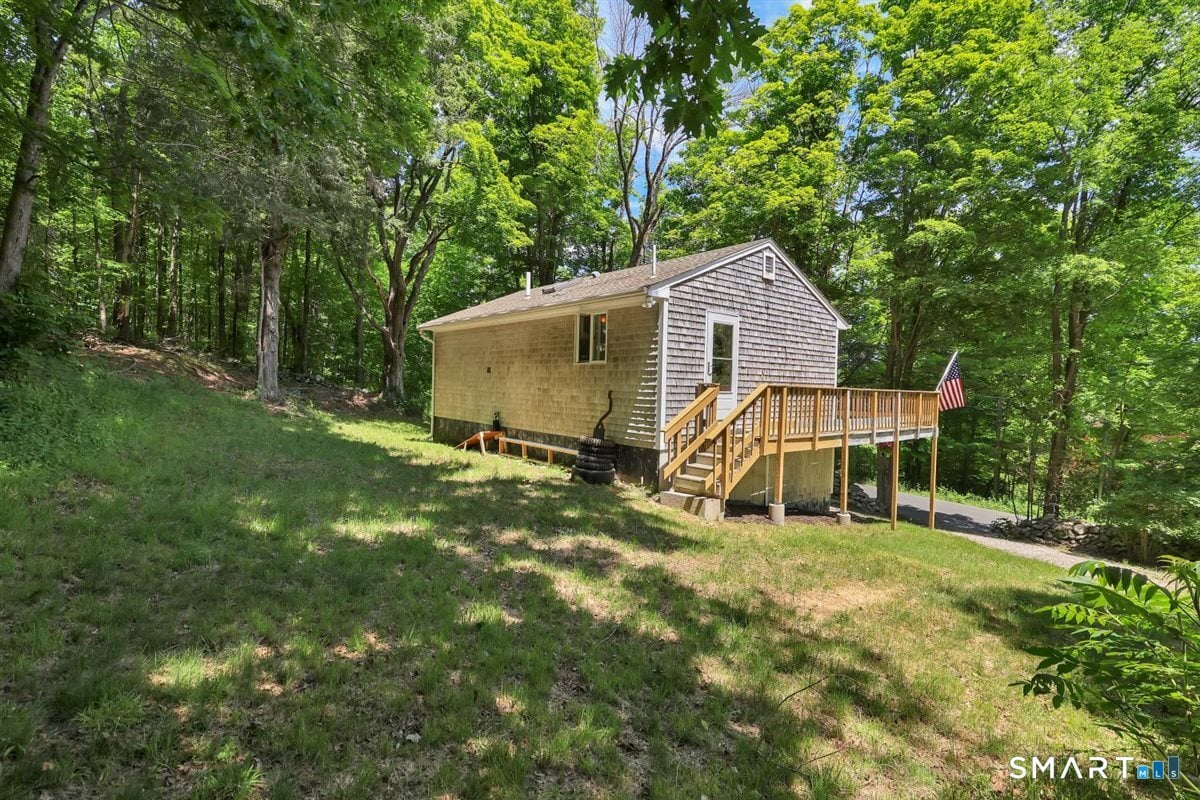 43 Flagg Hill Road Photo 24