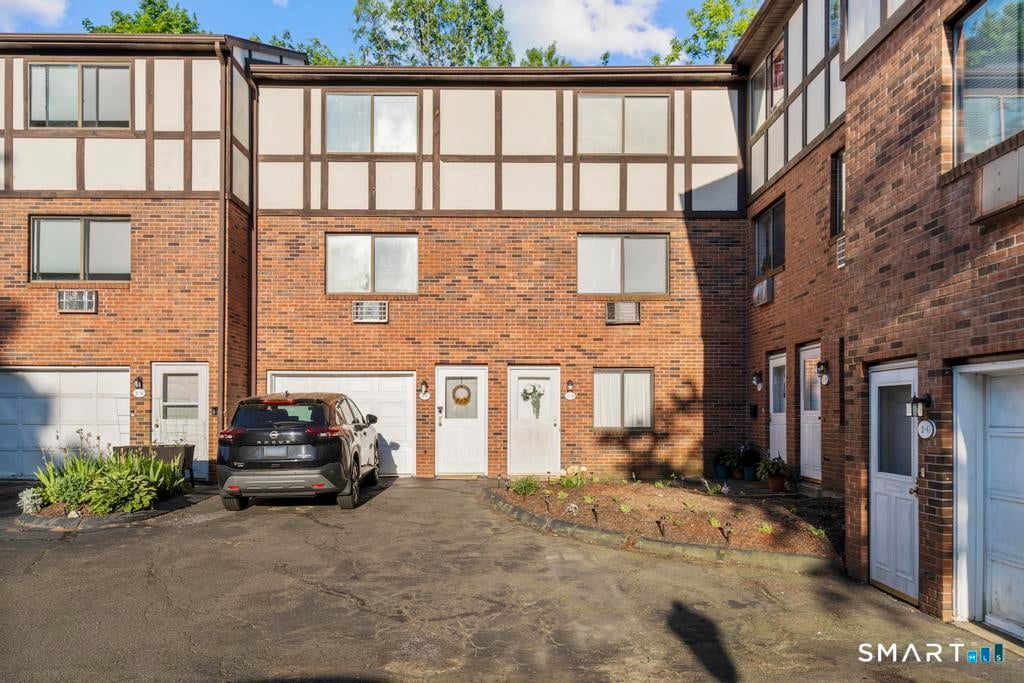 181 Hicks Street  #2D Photo 2