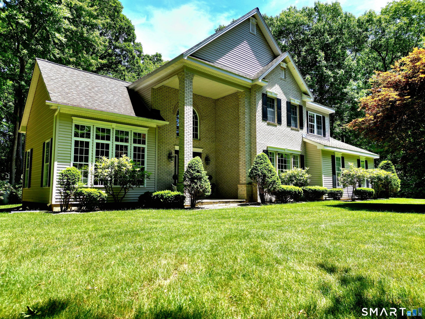 68 Troutwood Drive Photo 1