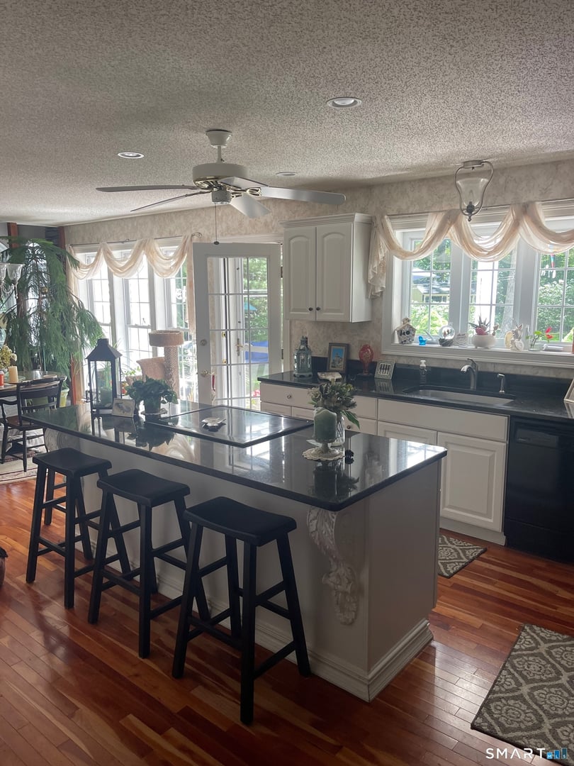 68 Troutwood Drive Photo 27
