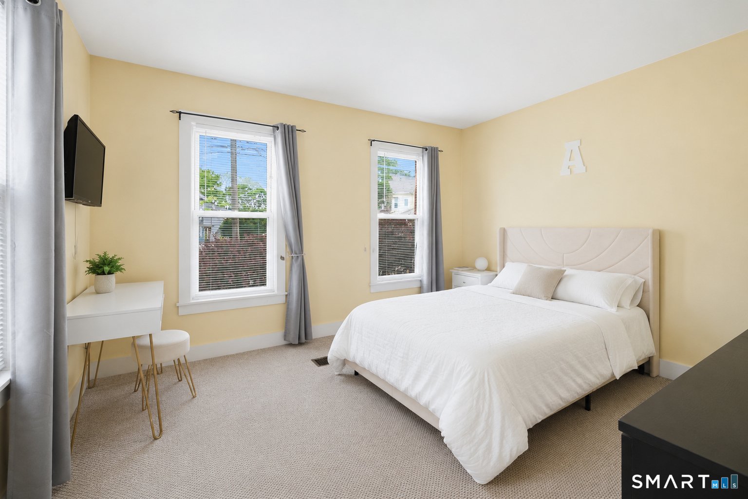 17 Lake Avenue Photo 14