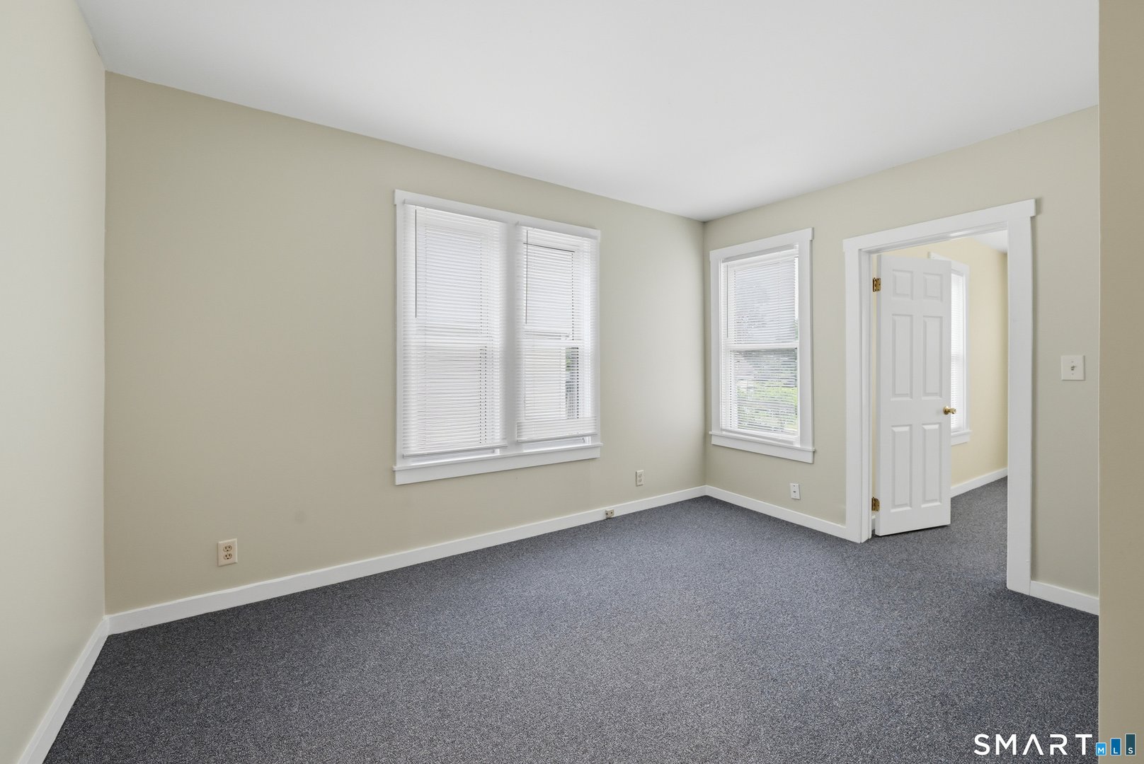 17 Lake Avenue Photo 21