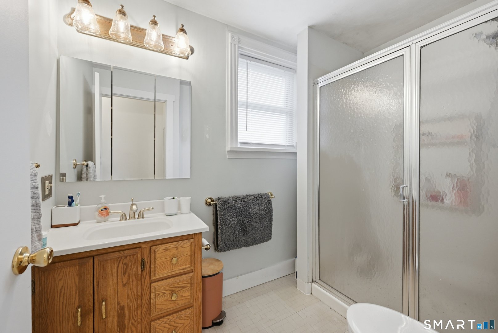 17 Lake Avenue Photo 22