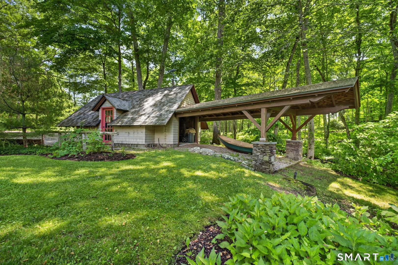 18 Birch Mill Road Photo 32